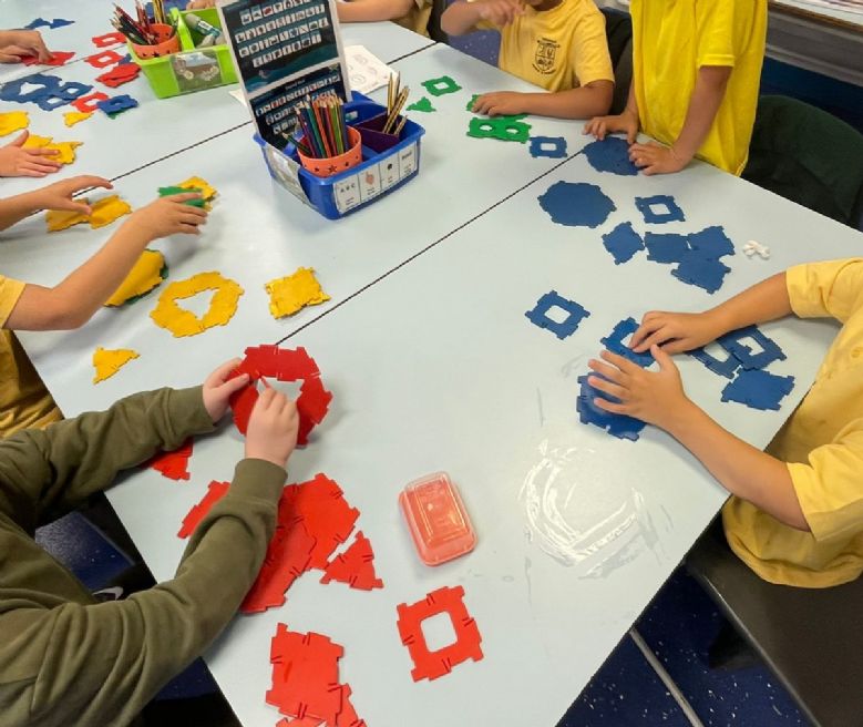 Sorting objects in Maths